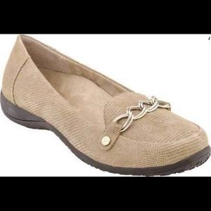 Vionic Alda Flat Loafer